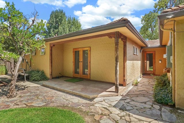 1101 W Oak St, Lodi, CA 95240