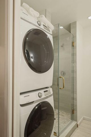 1101 W Oak St, Lodi, CA 95240