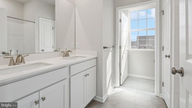 116 WINDING RD, Easton, PA 18040