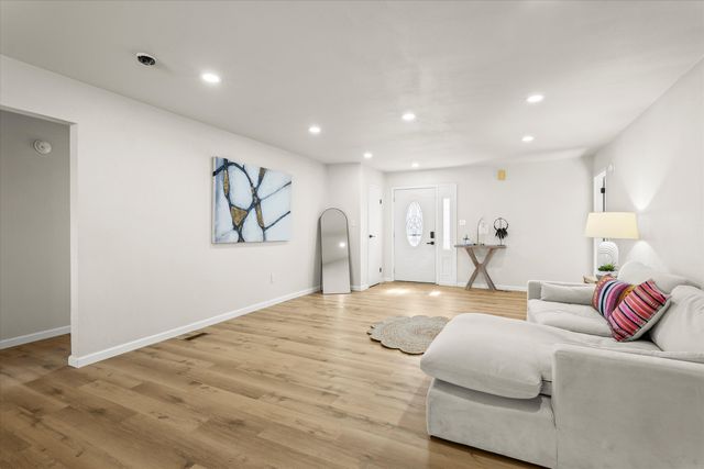 9311 Detroit Avenue, Lubbock, TX 79423