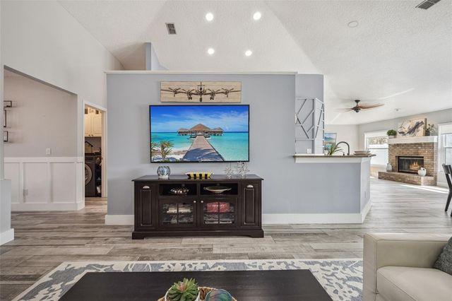 723 BENTLEY STREET, Oviedo, FL 32765