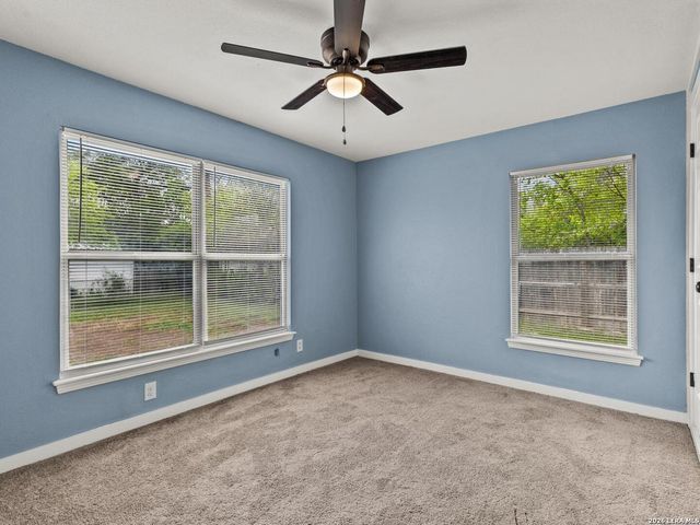 710 BYRNES DR, San Antonio, TX 78209