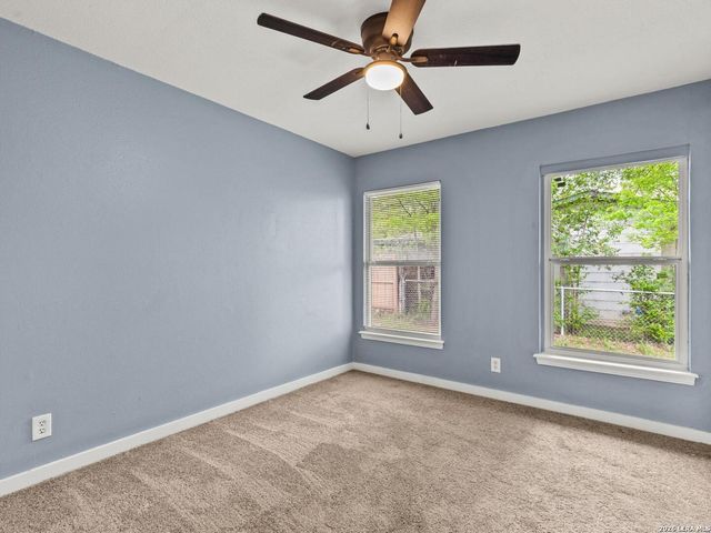 710 BYRNES DR, San Antonio, TX 78209