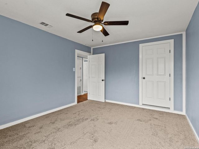 710 BYRNES DR, San Antonio, TX 78209