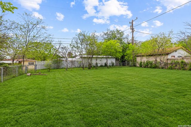 710 BYRNES DR, San Antonio, TX 78209