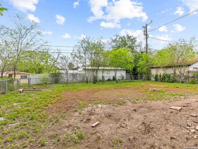 710 BYRNES DR, San Antonio, TX 78209