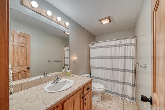 75 Muirfield Drive, Westcliffe, CO 81252