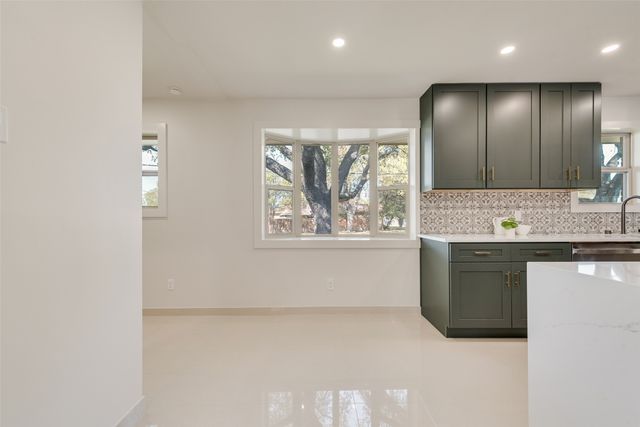 3106 Sharpview Lane, Dallas, TX 75228