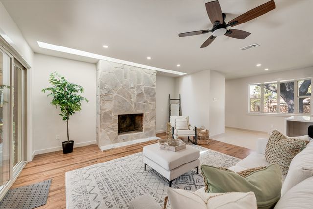 3106 Sharpview Lane, Dallas, TX 75228