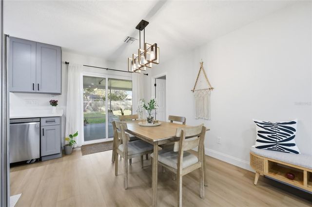 512 GARDEN HEIGHTS DRIVE, Winter Garden, FL 34787