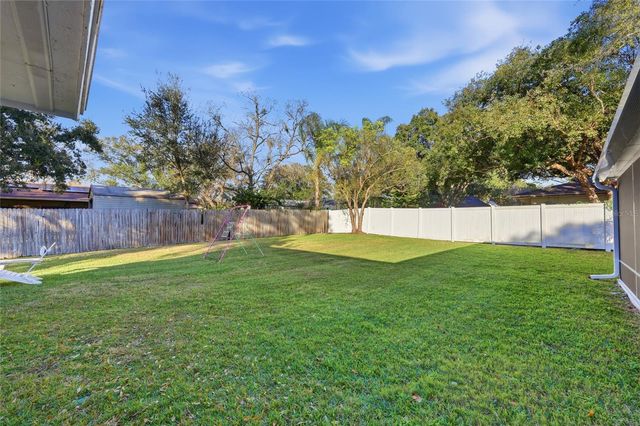 512 GARDEN HEIGHTS DRIVE, Winter Garden, FL 34787