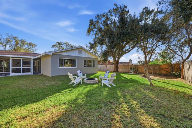 512 GARDEN HEIGHTS DRIVE, Winter Garden, FL 34787