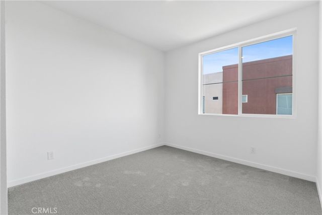 960 N Tangent Privado 305, Ontario, CA 91764
