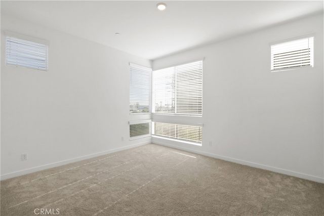 960 N Tangent Privado 305, Ontario, CA 91764