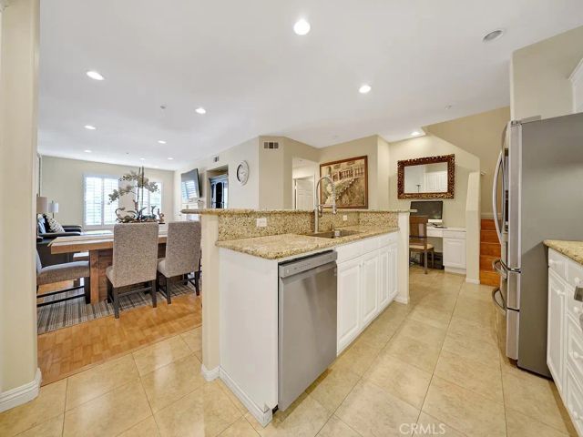 95 Duet, Irvine, CA 92603