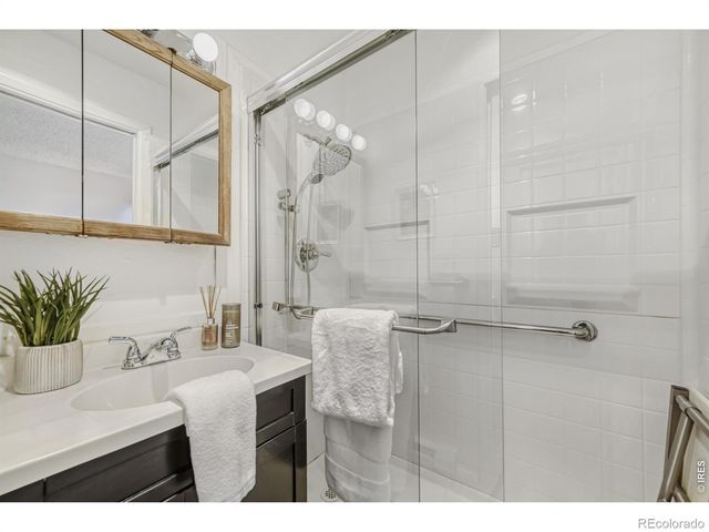 3050 Corona Trail 107, Boulder, CO 80301