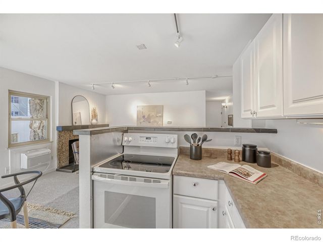 3050 Corona Trail 107, Boulder, CO 80301