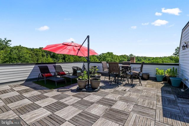 2221 M ST NE #PH1, Washington, DC 20002