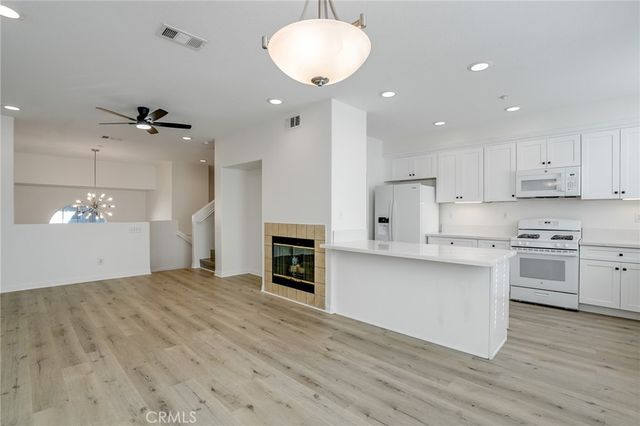 33580 Willow Haven 102, Murrieta, CA 92563