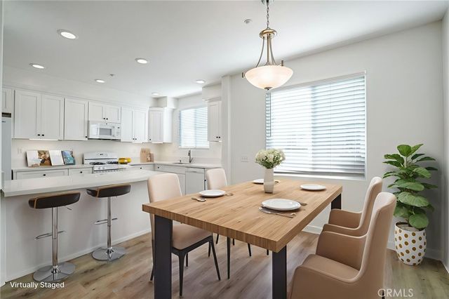 33580 Willow Haven 102, Murrieta, CA 92563