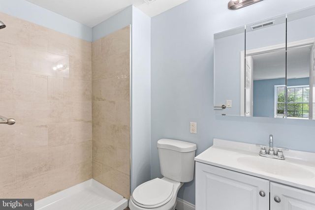 325 TAVISTOCK, Cherry Hill, NJ 08034