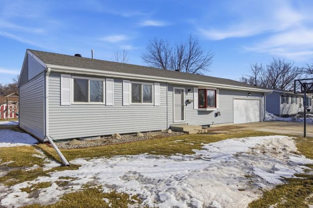 901 7th Street W, West Fargo, ND 58078