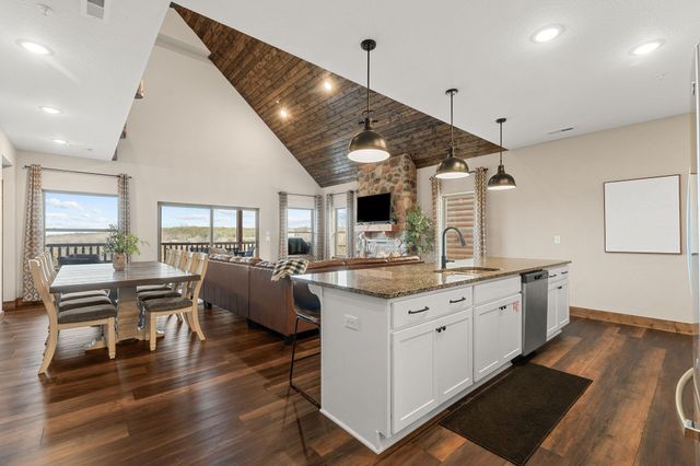 280 Indian Summer Lane 732, Branson, MO 65616