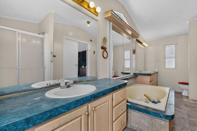 1742 Chamisa Avenue SE, Los Lunas, NM 87031