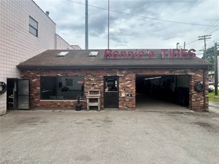 1657 Saw Mill Run Blvd, Overbrook, PA 15210