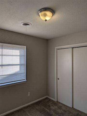 6324 Regal Road, Forest Hill, TX 76119