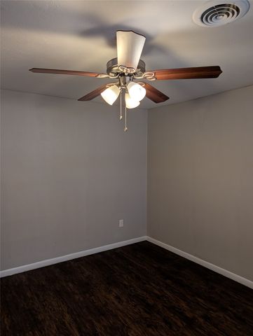 6324 Regal Road, Forest Hill, TX 76119