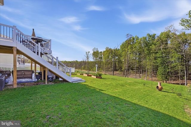 136 JEWEL BOX DR, Stephenson, VA 22656