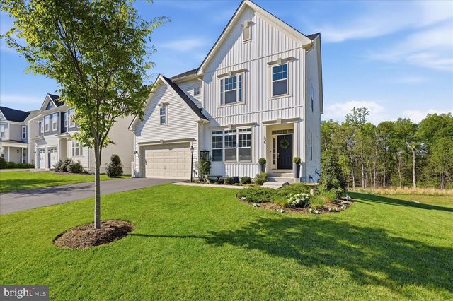 136 JEWEL BOX DR, Stephenson, VA 22656