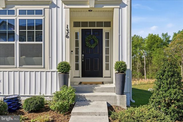136 JEWEL BOX DR, Stephenson, VA 22656