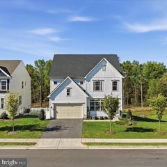 136 JEWEL BOX DR, Stephenson, VA 22656