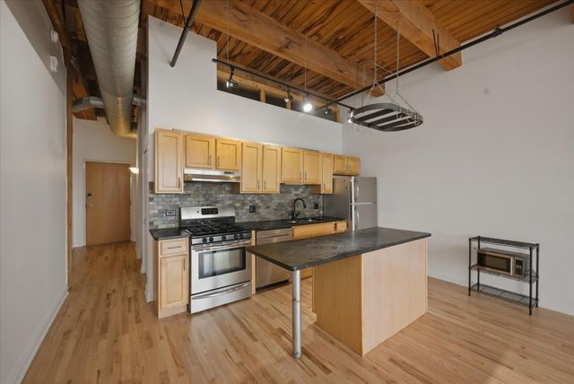 1250 W Van Buren Street 514, Chicago, IL 60607