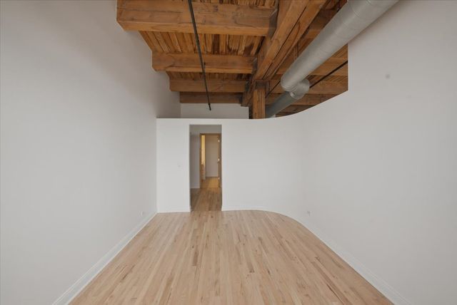 1250 W Van Buren Street 514, Chicago, IL 60607