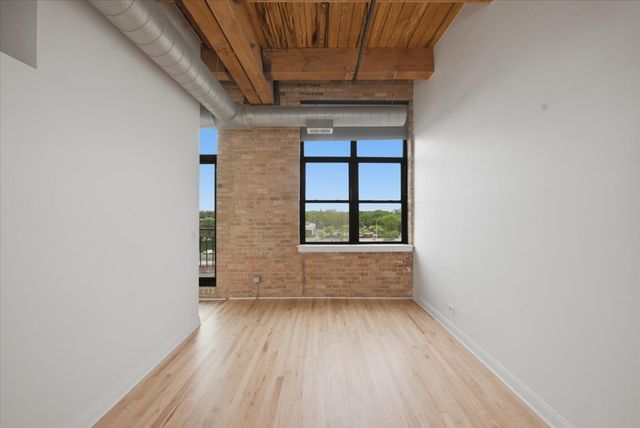 1250 W Van Buren Street 514, Chicago, IL 60607
