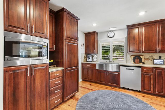 44349 N El Macero Dr, El Macero, CA 95618