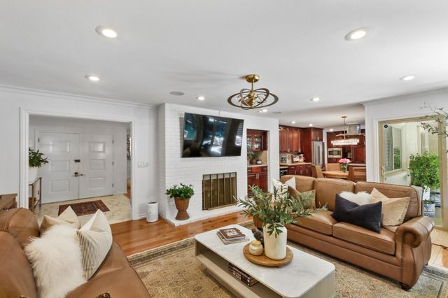 44349 N El Macero Dr, El Macero, CA 95618