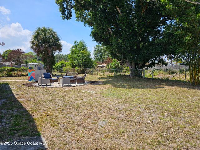 1925 Bradway Street NE, Palm Bay, FL 32905