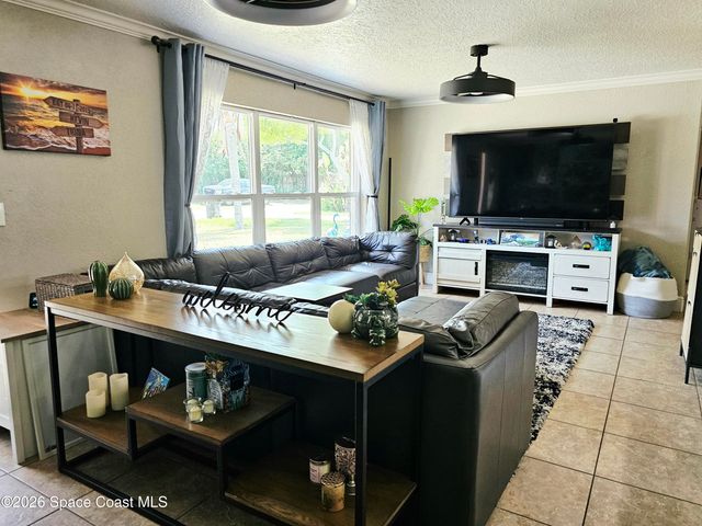 1925 Bradway Street NE, Palm Bay, FL 32905
