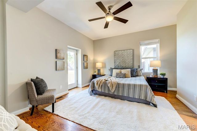 5782 McPherson Avenue, St Louis, MO 63112