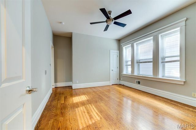 5782 McPherson Avenue, St Louis, MO 63112
