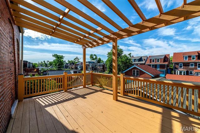 5782 McPherson Avenue, St Louis, MO 63112