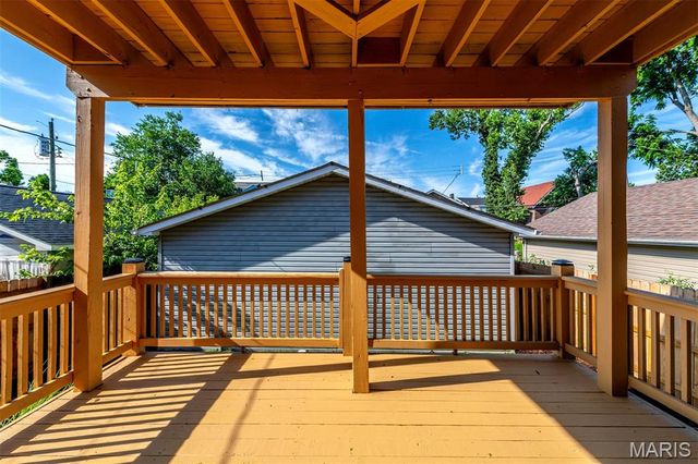 5782 McPherson Avenue, St Louis, MO 63112
