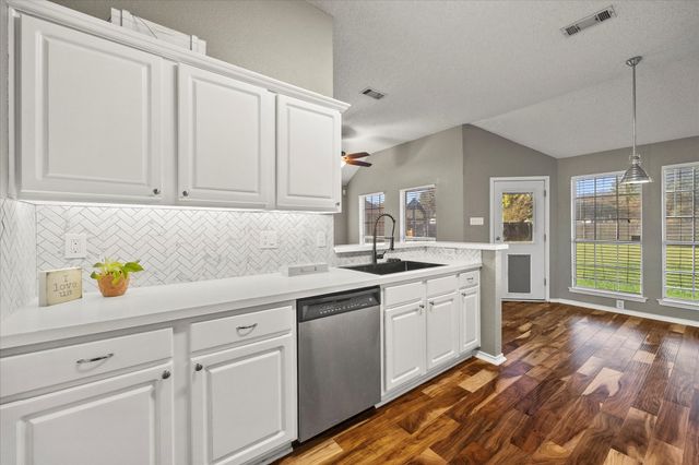 215 Parkway Court, Rockwall, TX 75032