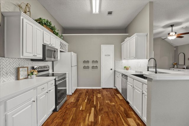 215 Parkway Court, Rockwall, TX 75032