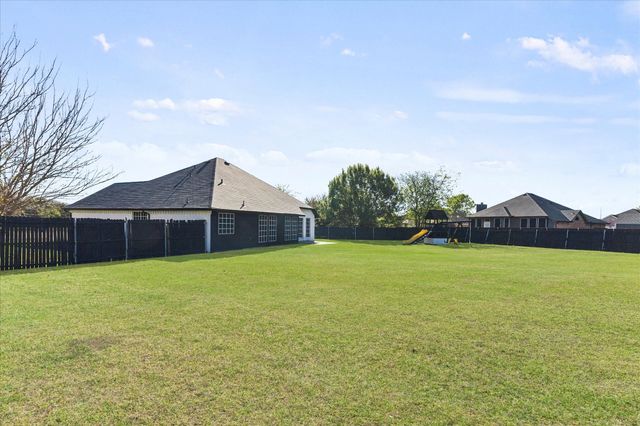 215 Parkway Court, Rockwall, TX 75032