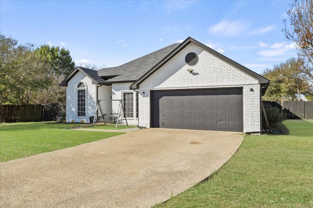 215 Parkway Court, Rockwall, TX 75032